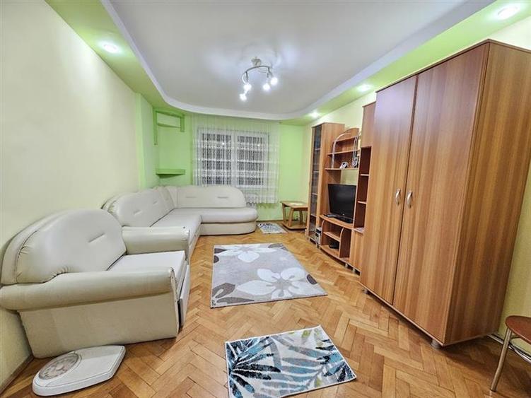 Inchiriere apartament 4 camere Tudor Str Armoniei etaj 2