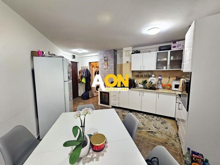 Apartament 2 camere, mobilat, utilat, et.3, Cetate, zona Stadion - OMV