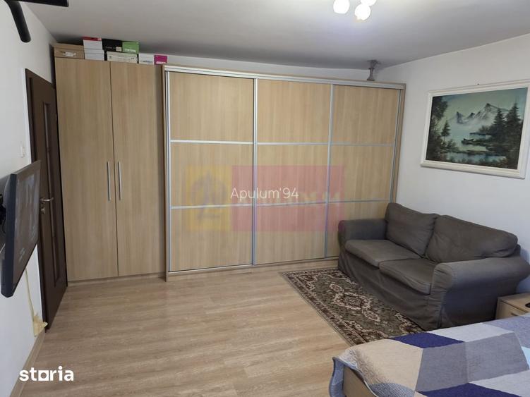 Garsonieră, metrou Piata Muncii, 42 mp utili, etaj 4/8 - 2