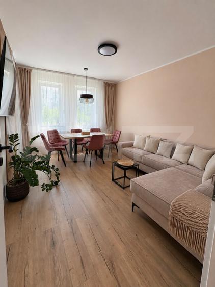 Apartament 3 camere de vanzare, decomandat, 63 mp, zona Broscarie, Sibiu.