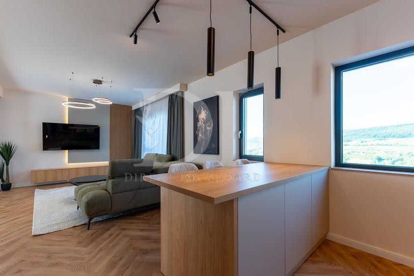 Duplex la cheie / Intrare Chinteni