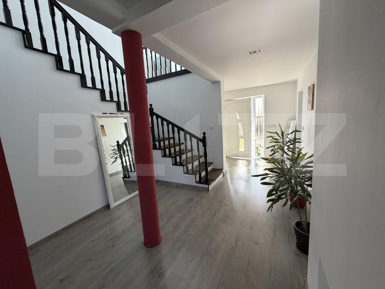 Casa cu 4 camere,baie, bucatarie, teren 800 mp