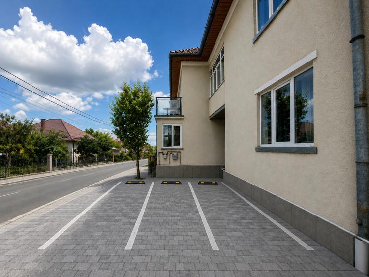 Casa spatioasa, destinatie flexibila, 3 parcari, Cart Andrei Muresanu