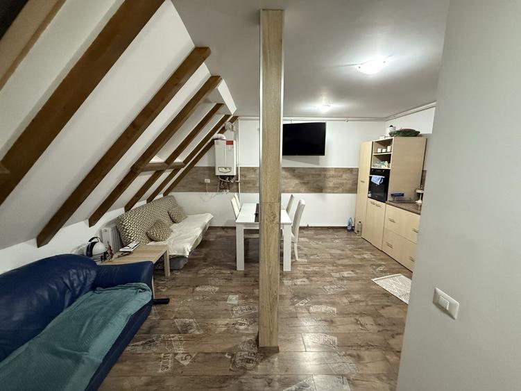 Apartament 3 camere mansarda pe 2 niveluri zona Coresi