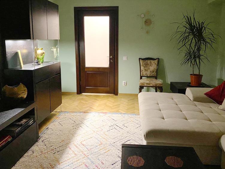 Apartament de vanzare Piata Victoriei Titulescu, parc Kiseleff si metrou la 450m