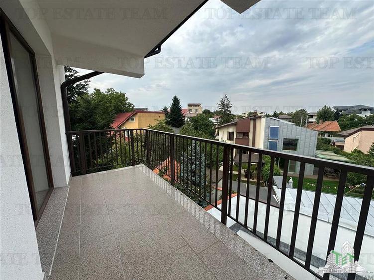 Apartament 2 camere de vanzare Damaroaia