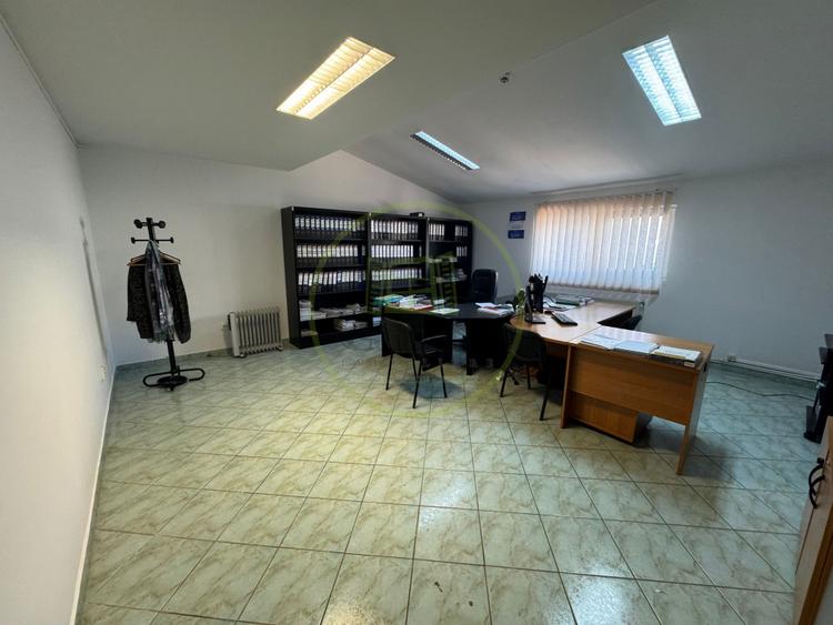 De vânzare teren 7.200 m2 + hale industriale. 4.250 m2 in Florești!
