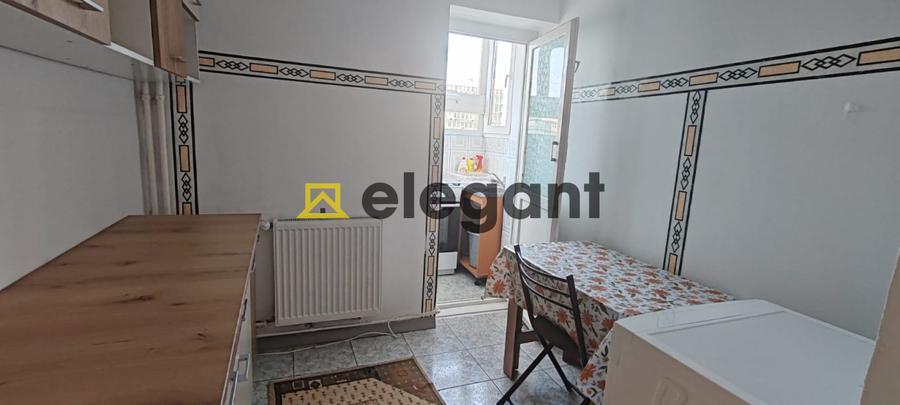 Apartament 2 camere, decomandat, zona Garii-Semafoare