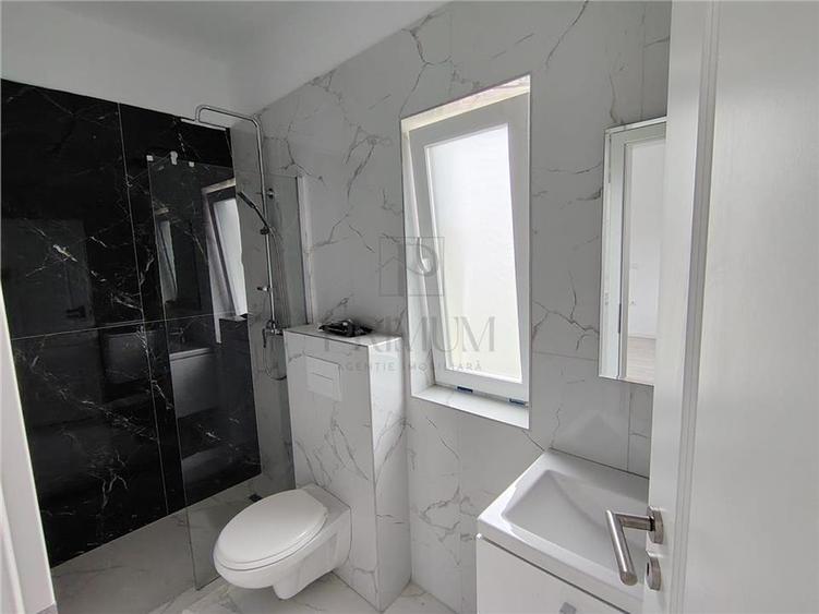 Duplex pe plan - canalizare - 4 camere