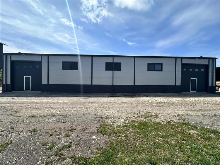 Hale Tg. Neamt, bd. St. cel Mare, depozitare, de la 250mp la 2000mp