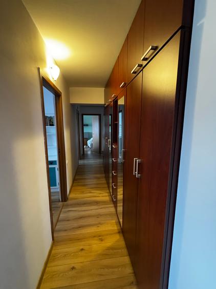 Apartament 3 camere decomandat, mobilat și uitlat, zona Astra