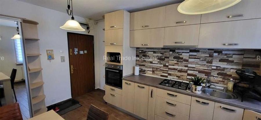 Apartament 2 camere, etaj intermediar complet mobilat si utilat, zona Gemenii - 9