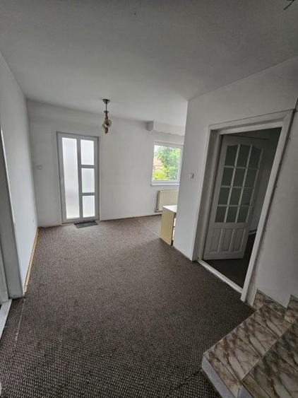 Super oferta! Casa cu 6 camere in Gheorgheni, pentru locuit sau birou!