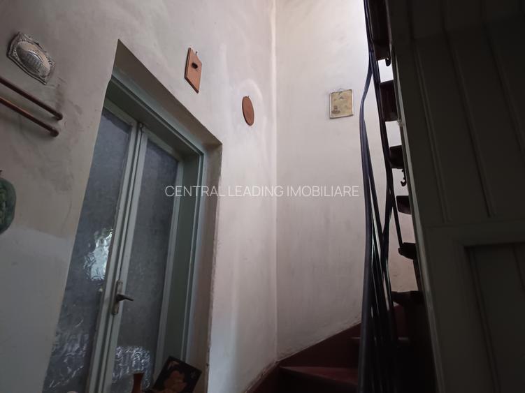 CASA SINGUR CURTE PARCUL CAROL TEREN IN PROPRIETATE 620MP POTENTIAL ENORM DIVERS - 4
