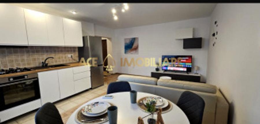 2 Camere de inchiriat | Unirii | Metrou | Mobilat