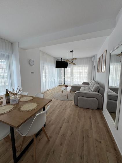 Apartament 3 camere de vanzare Casa del Mar Mamaia Nord - 2