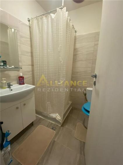 Berceni-Apartament 3 Camere-Gata de Mutare