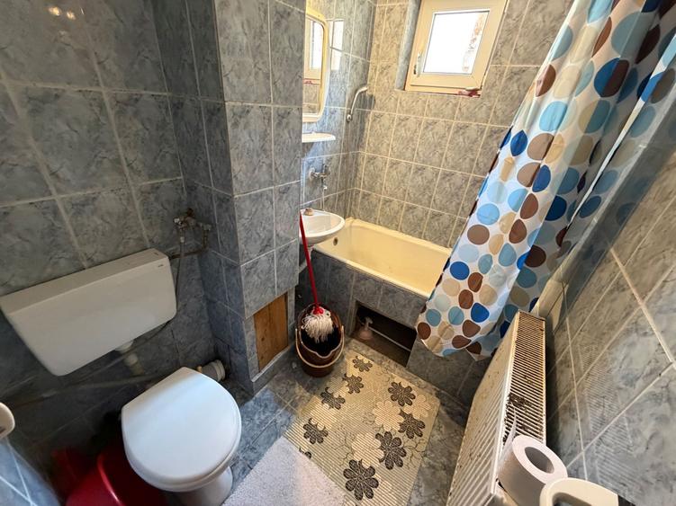 Apartament 2 camere, parter - Cugir
