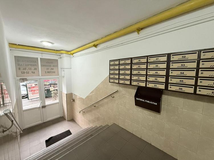 3 camere | Teiul Doamnei | Bloc din 83 | Reabilitat