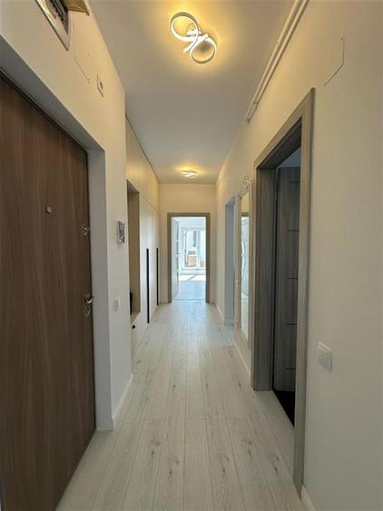 Penthouse elegant cu 2 terese zona complexul rezidential Deventer