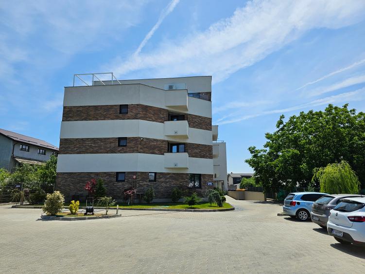 Otopeni Str. 23 August,centrala proprie +2 locuri parcare