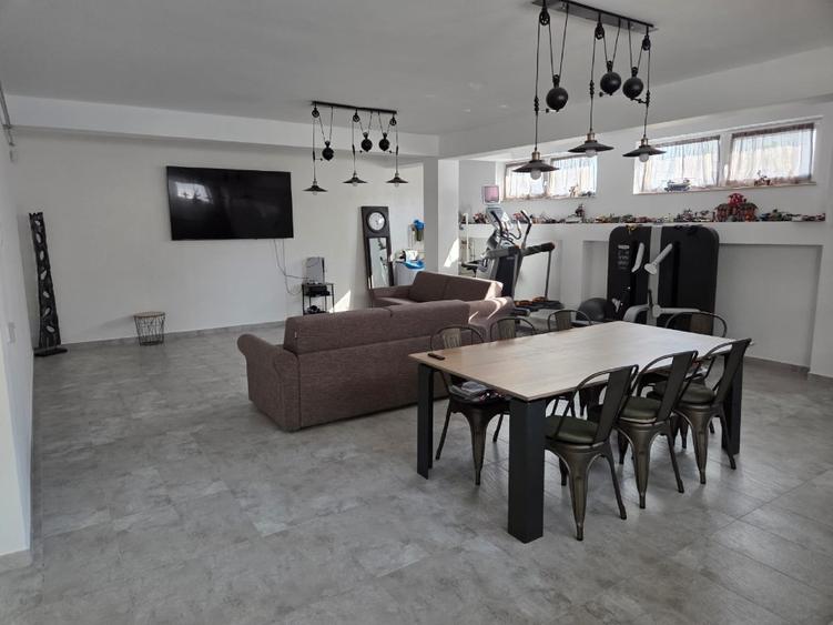 Proprietar, Tomis Plus, Vila moderna cu piscina, D+P+1E, 300 mputili,teren384 mp