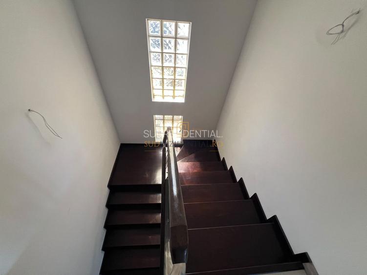 Vila individuala cu 7 camere, 5 dormitoare, teren 363 mp-Com. Berceni - 20