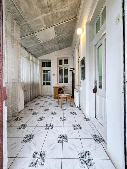 VANZARE APARTAMENT 4 CAMERE IN VILA, ZONA NICOLAE IORGA , PLOIESTI