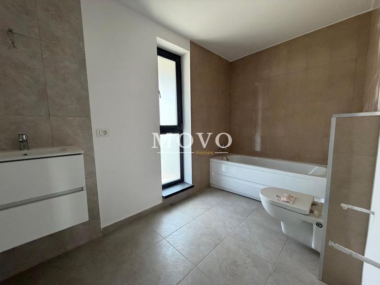 Duplex | COMISION 0 | Curte amenajata | Toate utilitatile | 3 Bai |
