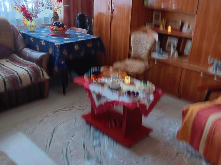 Apartament 3 camere, decomandat, Central, - 4