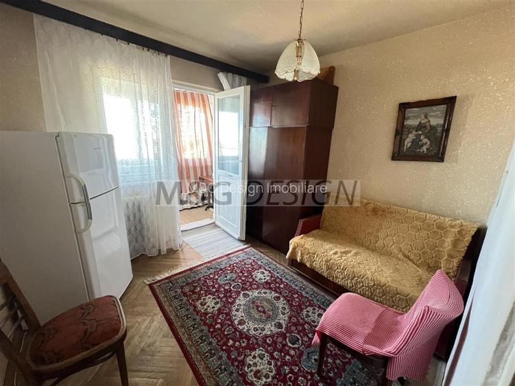 3 camere decomandat la pret de 2 zona Sagului etaj 6 - 11