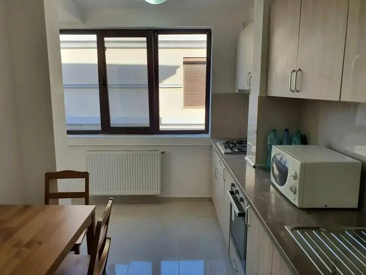 Apartament 3 camere Metrou 1 Decembrie loc parcare inclus in pret