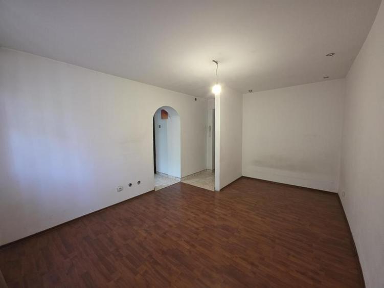 Vanzari Apartamente 2 camere Militari Gorjului