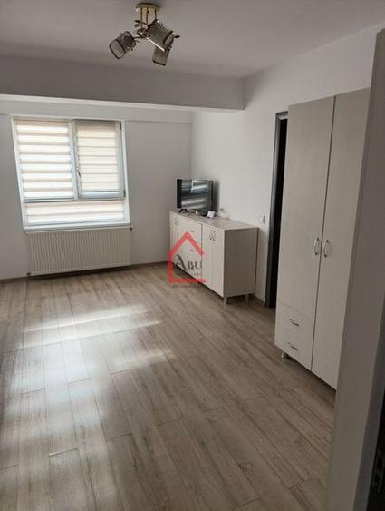 Ap 1 cam | zona Cug | et intermediar | bloc nou