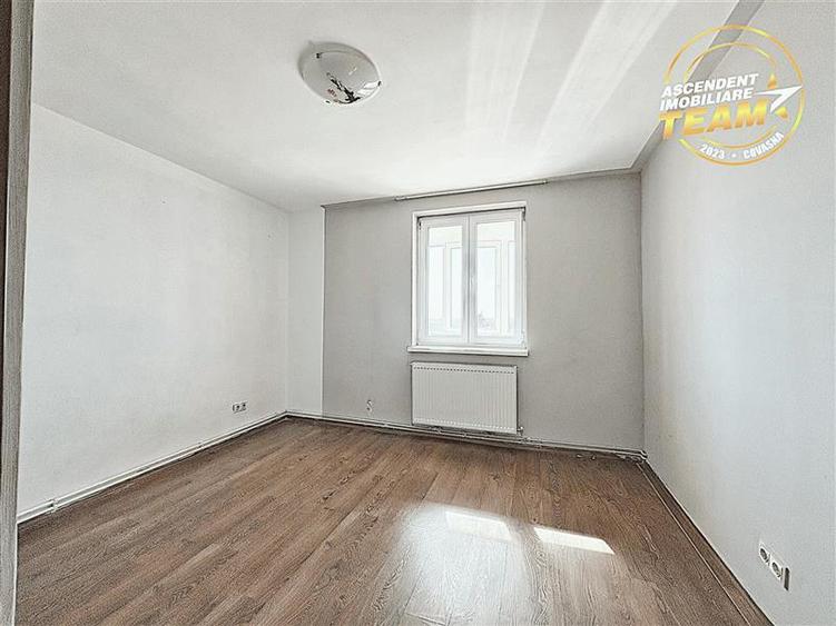 Apartament decomandat cu panorama spectaculoasa, Simeria, Str. Dealului, Sfantu