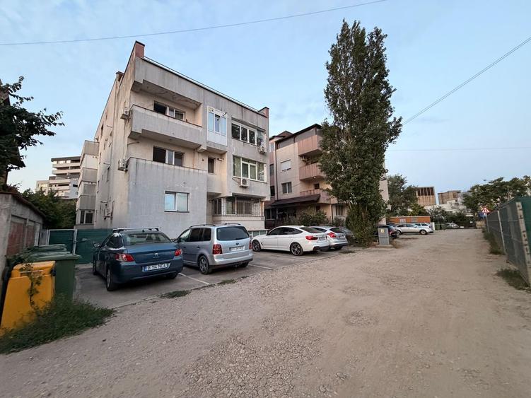 Apartament 2 camere de închiriat | Metrou Păcii | Loc de parcare la liber