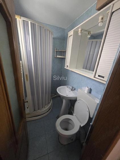 Apartament 3 camere roman - 4