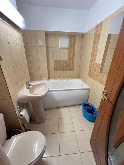 Apartament cu 4 camere transformat in 3 Arcu - Octav Bancila - 11