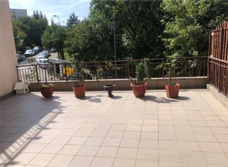 Apart. cu 3 camere, 79 mp. +2 terase+garaj, 296000 Eur, Zorilor