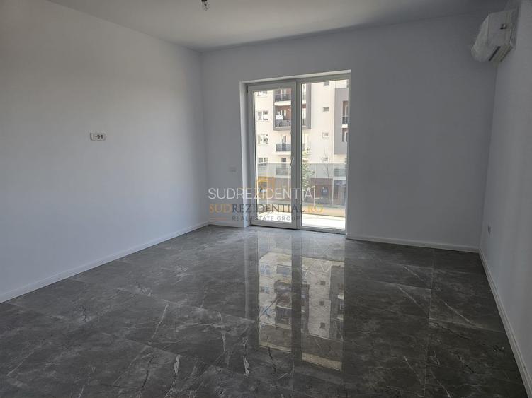 Apartament decomandat 3 camere, disponibil imediat, etaj 2/10 - 4