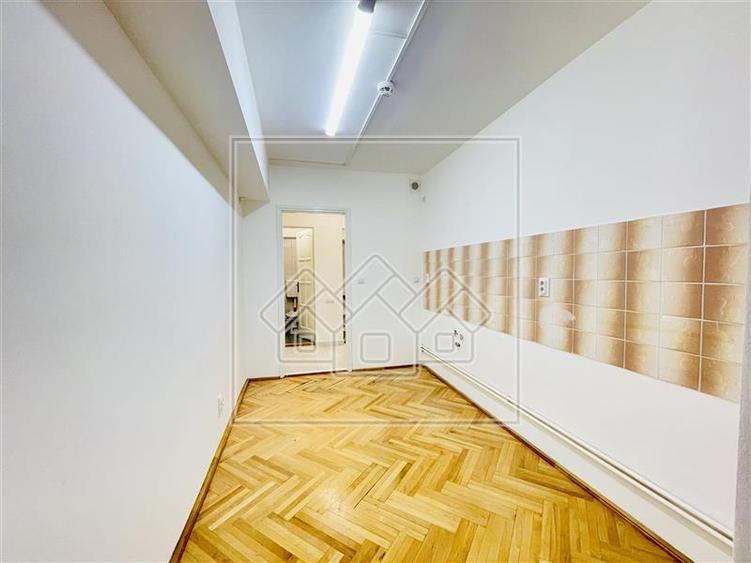 Spatiu de birouri - 413 mpu - open space - Zona Centrala