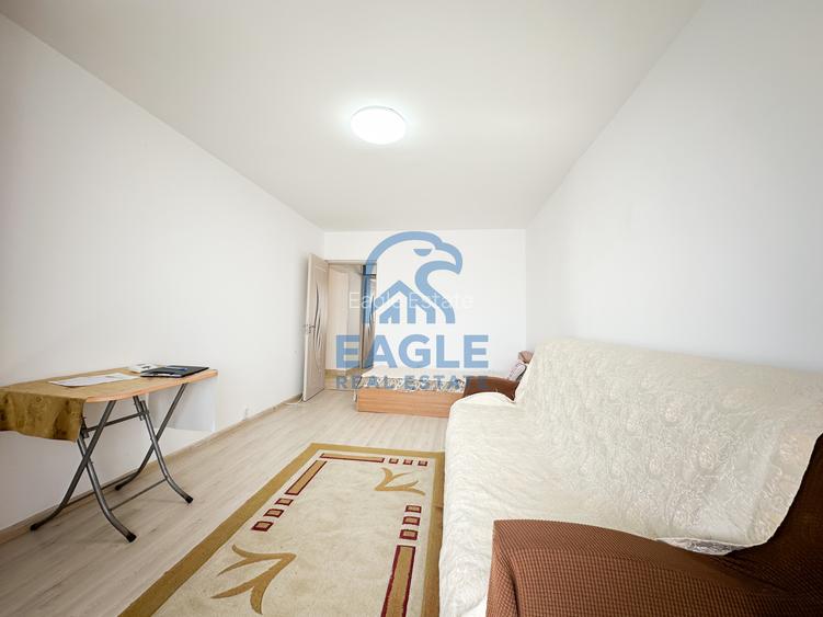 KM 5 - Apartament cu 2 camere decomandat cu centrala si balcon - 3