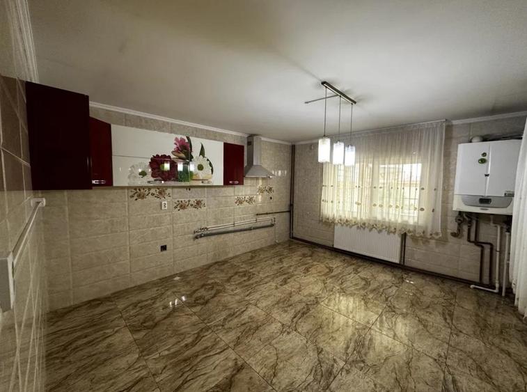 Jilava -Primarie- Vila P+1+M-6 CAM-sup 275 MP -pret 168000 EURO