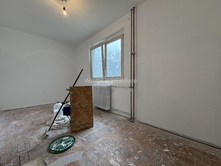 Apartament 2 camere, 31mp, etaj 2/4 -  Piata Doina - 5
