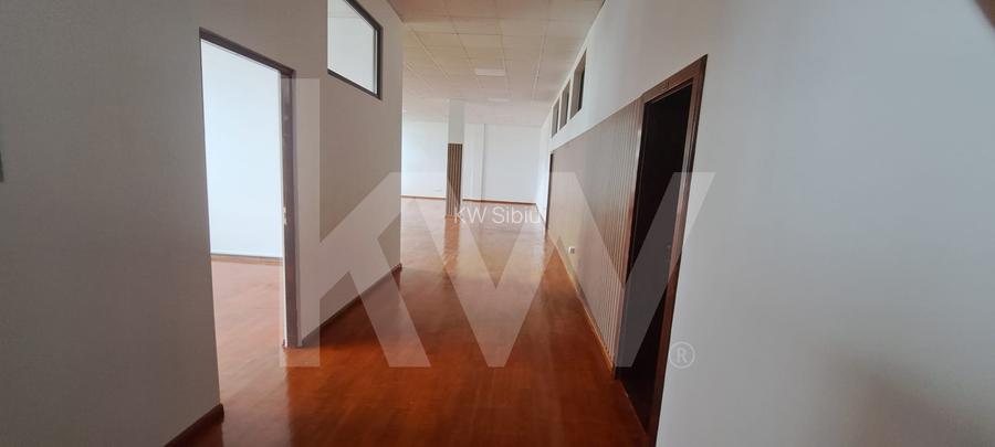 De Închiriat ,spațiu comercial/birouri – parter, acces stradal direct - 2
