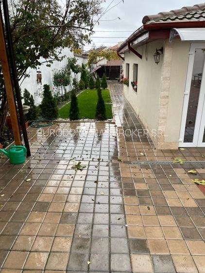 Tomis II, casa la sol, constructie 1995, renovata, curte amenajata - 2