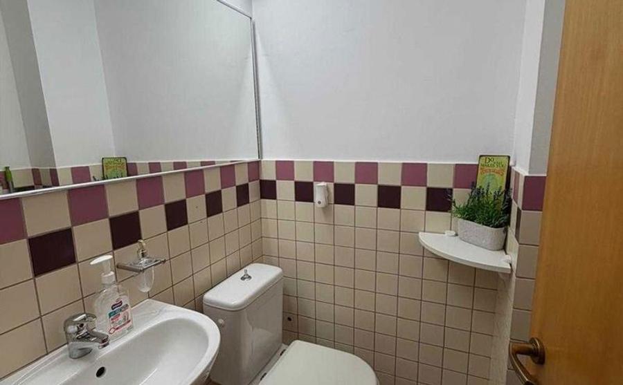 Calea Calarasilor Inchiriez Parter bloc 3 cam circular Ideal cabinete birouri