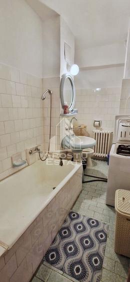 Apartament 2 camere de inchiriat, Centrala Proprie, Ultracentral