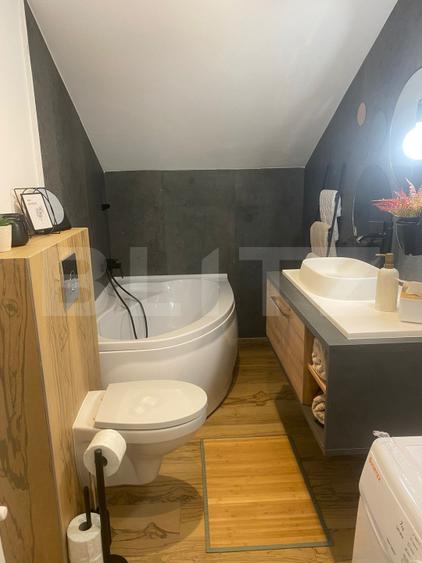 Apartament cu 3 camere, 90 mp, cu parcare si boxa la subsol, in zona Teilor