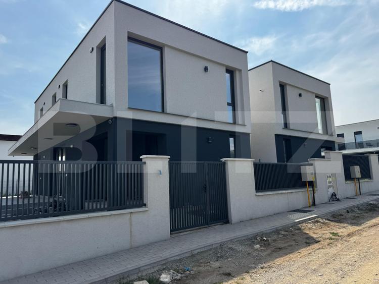 Casă spațioasă partea stângă Micești – predare la cheie